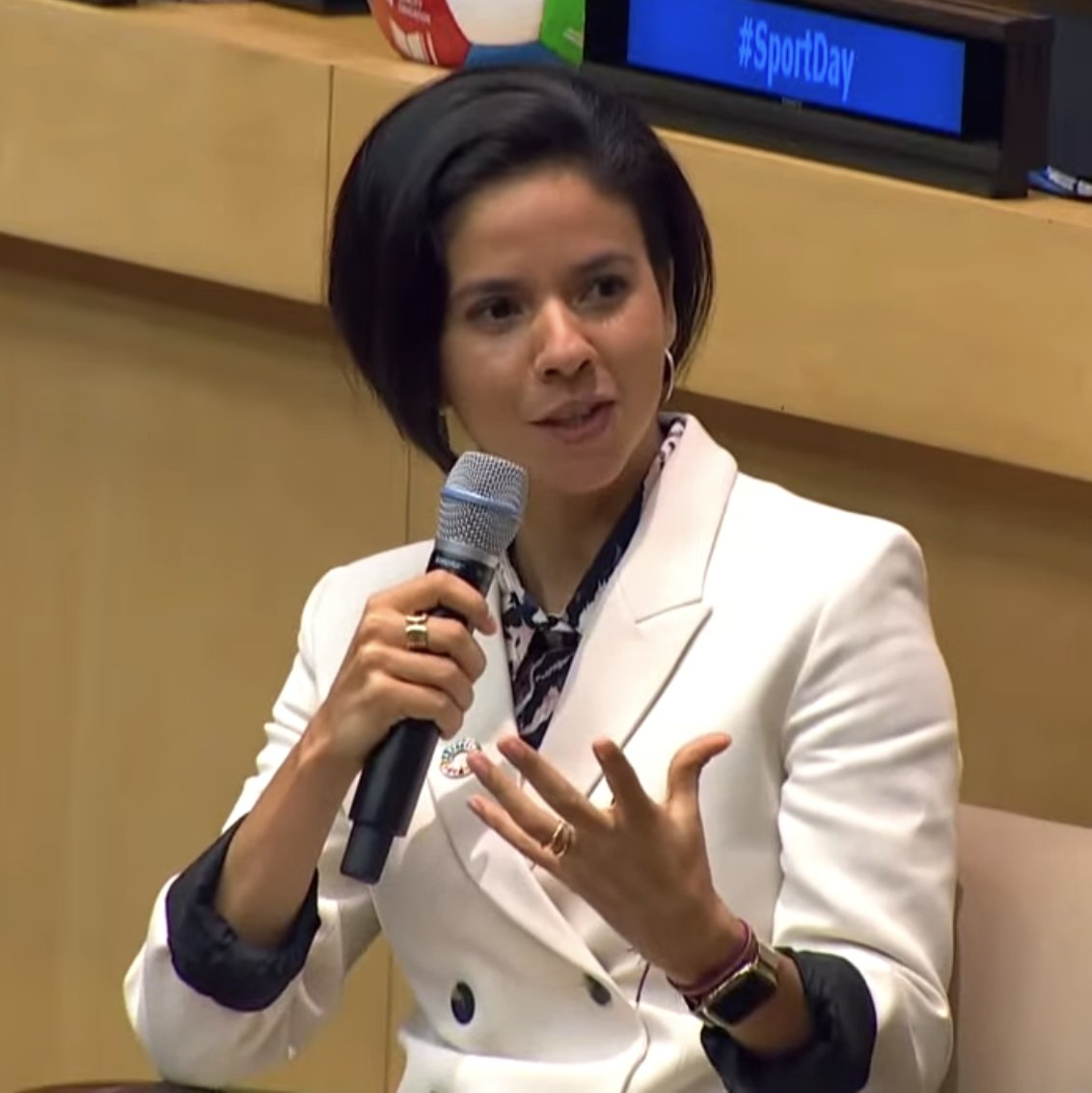 #FIFPRO Vice-President Camila García invited United Nations Member States to recognise the collective power of players in light of recent improvements to incentives and conditions at the World Cup. 🗣 “If we stayed patient, equality in football would have come in 30, 40 years.” #SportsDay