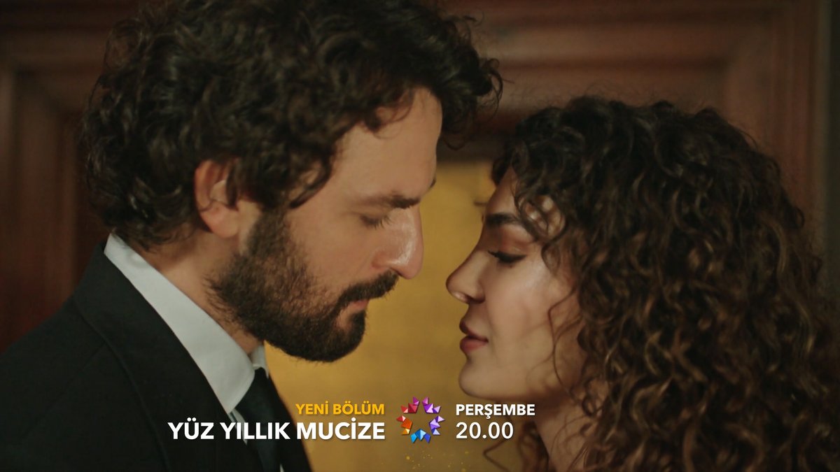 "Senin için değil Süreyya, ben Harika için buradayım." #YüzYıllıkMucize yeni bölüm tanıtımı! Yeni bölüm perşembe 20.00'de Star'da! Yüz Yıllık Mucize