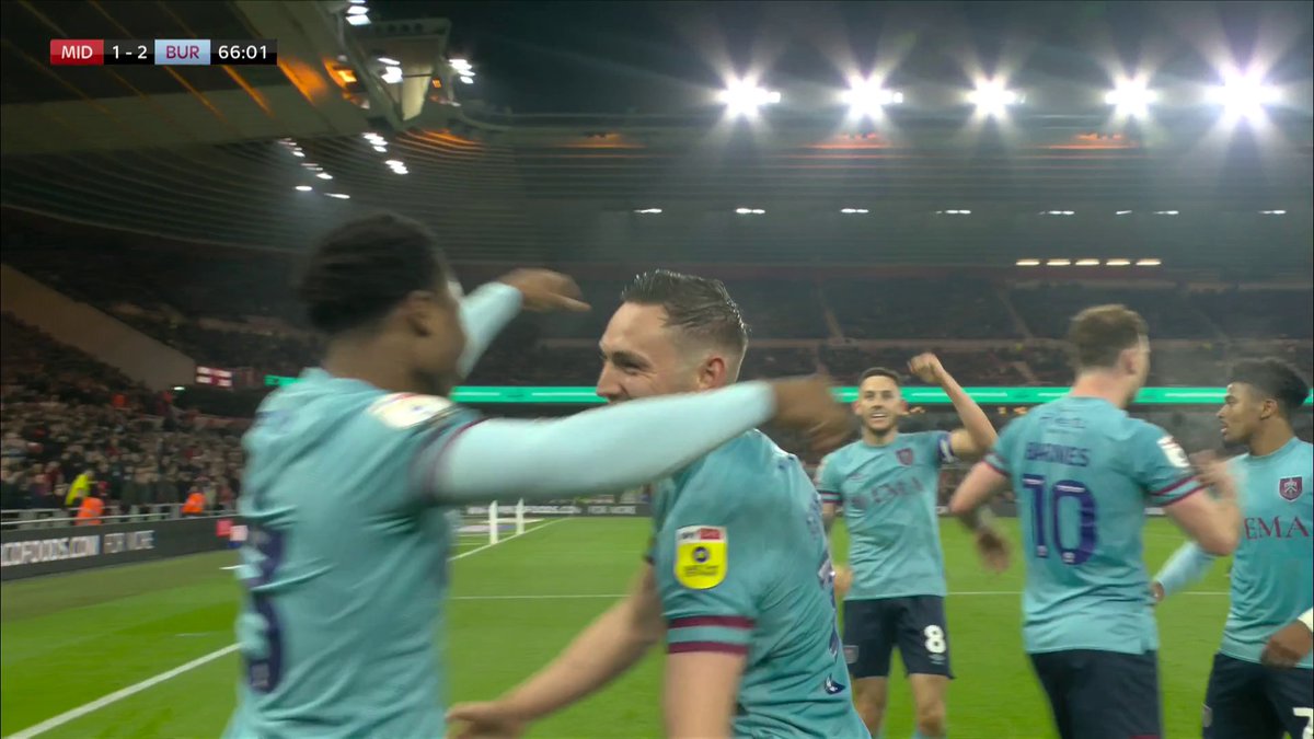 Connor Roberts fires Burnley Back ahead! The Premier League beckons! 🤩🤩