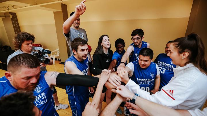 Coach Caitlin is mic'd up 🎤 Caitlin Clark x Special Olympics Southern California #Hawkeyes