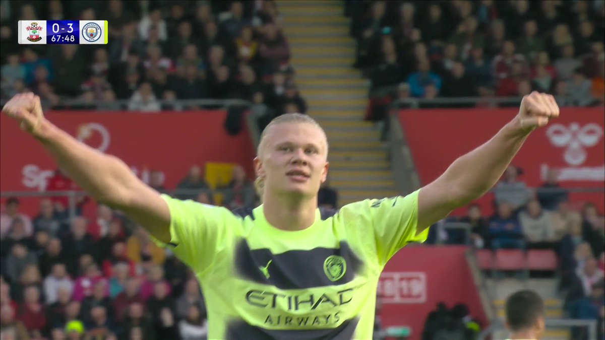 WHAT. A. GOAL. 😲 Erling Haaland that is MAGIC! 👏