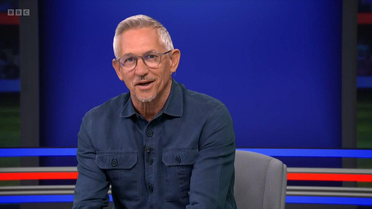 The least sincere "Thanks Alan" you'll ever hear 😂 #MOTD Gary Lineker Alan Shearer