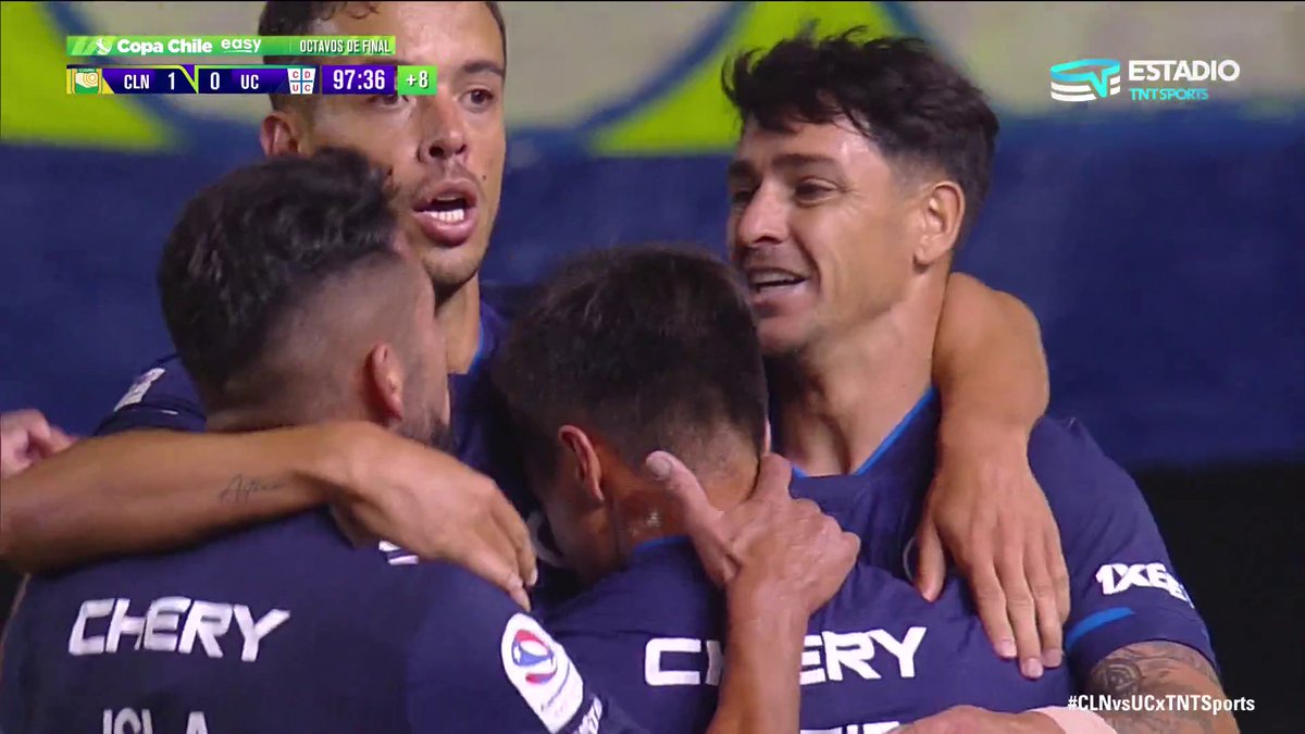 ⚽⚪🔵👉 1-1, 90'+8', F. Zampedri El "Toro" le da vida a la UC en La Florida, en un final de partido caliente ante los "Eléctricos" en el #CLNvsUCxTNTSports por la #CopaChileEasy.