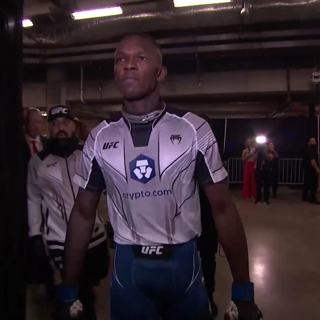 The former champ is laser focused on getting this W 👀 #UFC287