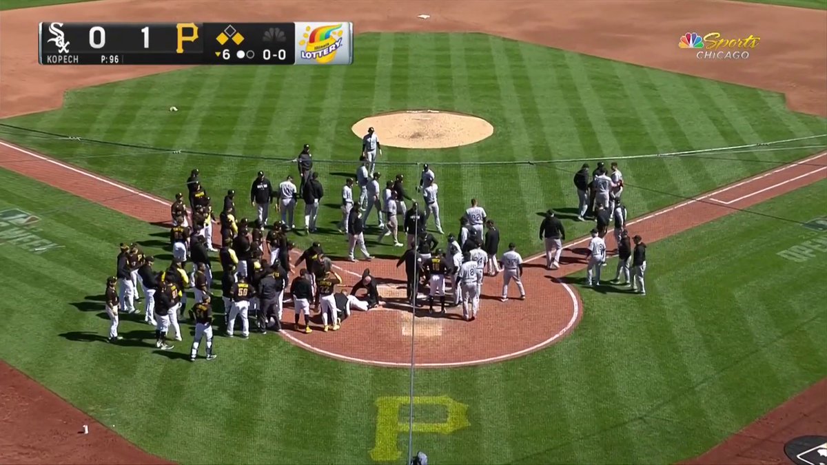 The benches cleared in Pittsburgh following a play at the plate involving Oneil Cruz. (via Rudey)