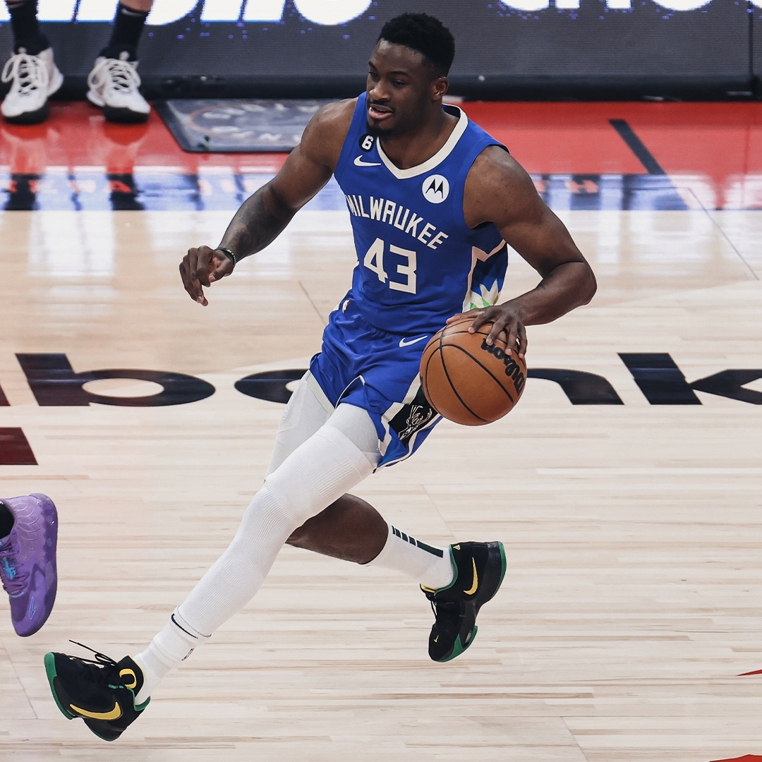 Spark plug, Thanasis. 14 PTS | 5 REB | 3 AST