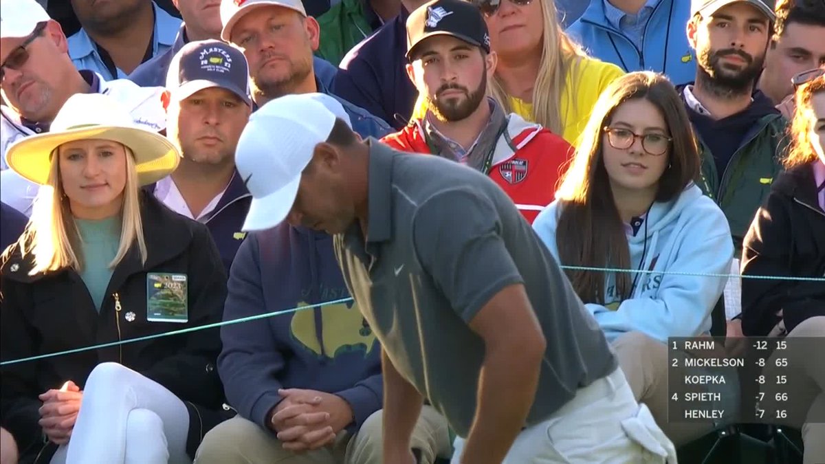 Two birdies in a row and Brooks Koepka moves to solo-second place. #themasters