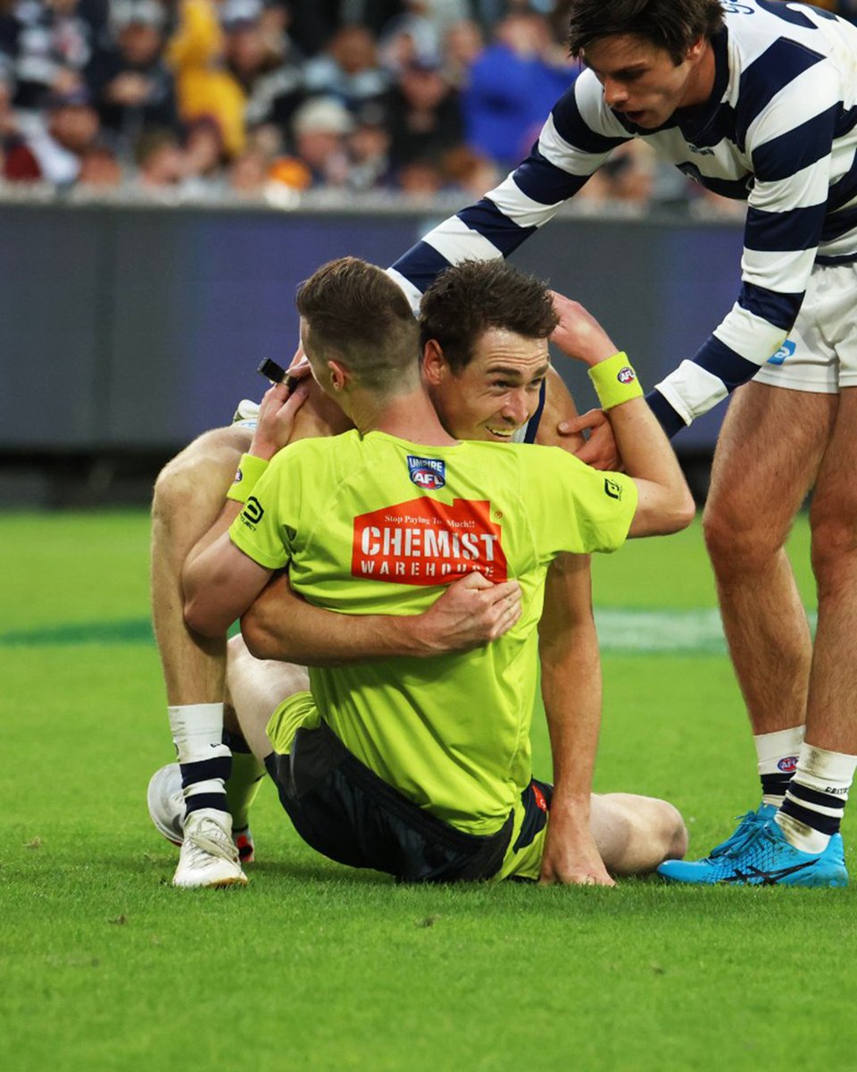 Gentle reminder, look both ways before celebrating 🛑 ✋ Both parties walked away unharmed from this one! #WeAreGeelong