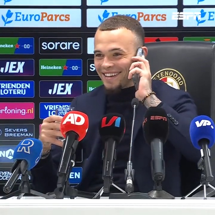 Quilindschy Hartman is zelfs de perschef te snel af 🤪📲