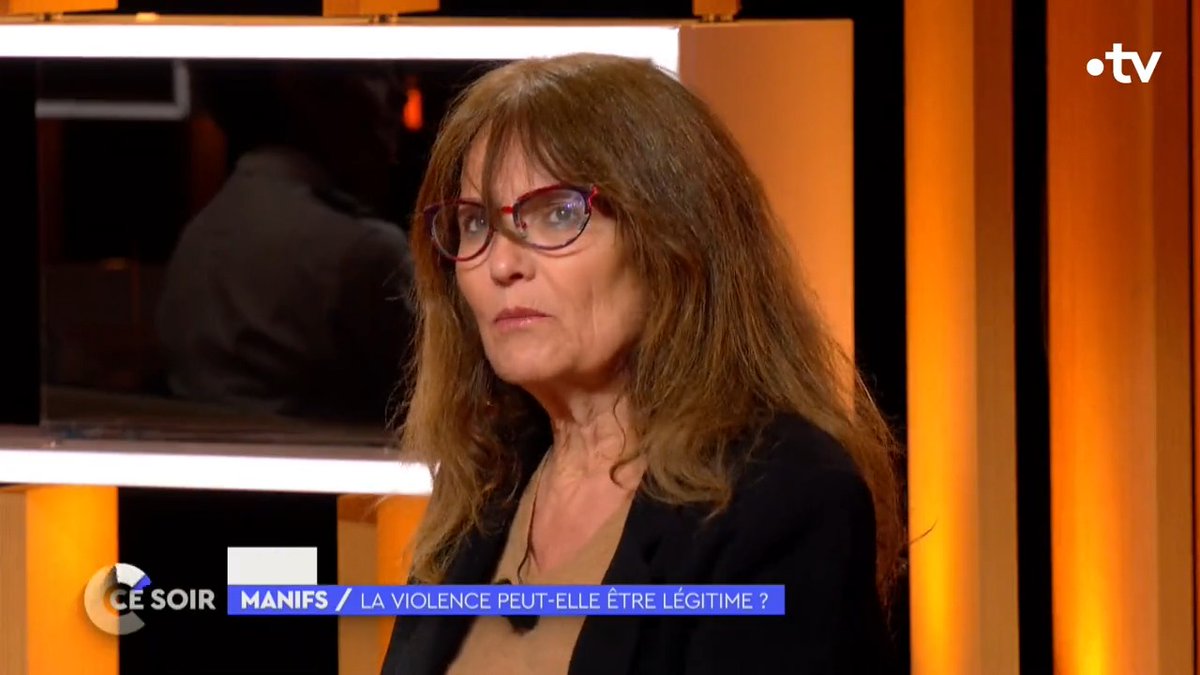 «Avoir peur de la police, ce n'est pas normal. La police n'a pas à faire peur, ça, c'est de l'ordre de la violence.» Hélène L’Heuillet, philosophe & psychanalyste La suite : ➡️ 🎧en podcast