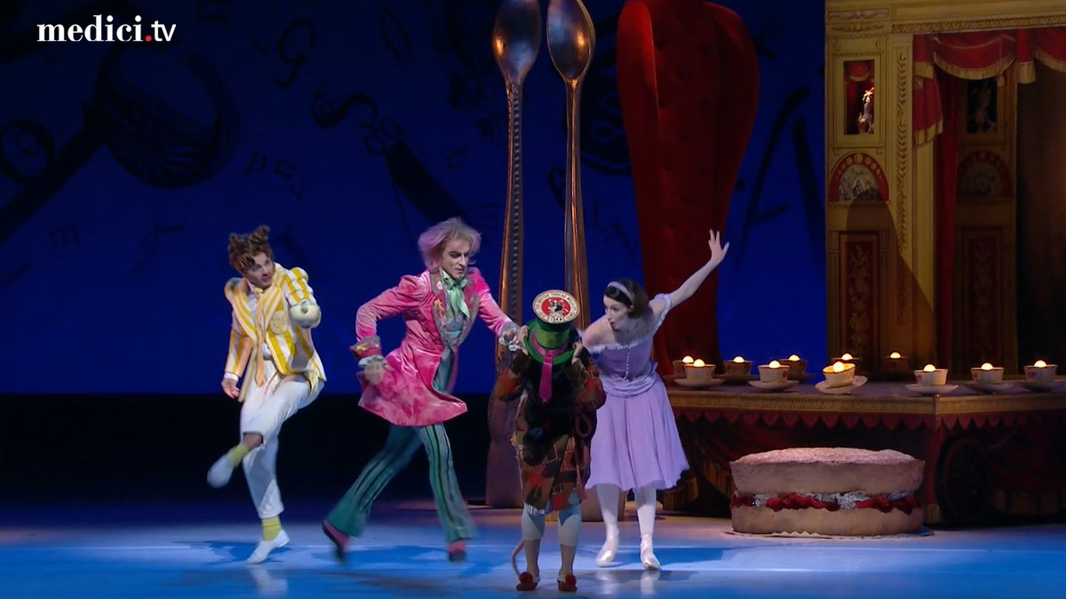 [TUTU TUESDAY] 🐰🩰 The Mad Hatter is far from the classical tutu but he sure can put on a show! Enjoy Alice's Adventures in Wonderland by Christopher Wheeldon with Lauren Cuthbertson and Steven McRae, available in full on 🐰🩰