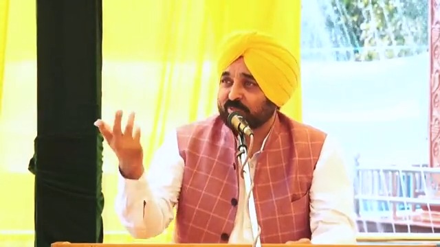 ਸੁਖਬੀਰ ਬਾਦਲ ਨੂੰ ਪੰਜਾਬ ਬਾਰੇ ਕੱਖ ਨੀ ਪਤਾ ਇਹਨਾਂ ਨੇ ਪੰਜਾਬ ਦਾ ਕੀ ਸੰਵਾਰਨਾ ਸੀ…ਨਾ ਇਹਨਾਂ ਨੂੰ ਪੰਜਾਬ ਨਾਲ ਲਗਾਅ ਹੈ ਨਾ ਪੰਜਾਬੀਆਂ ਨਾਲ…