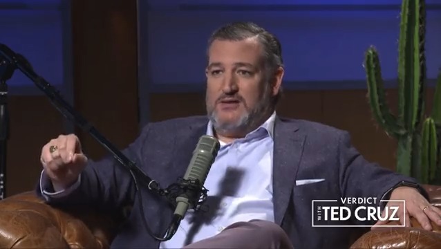 Sen. Ted Cruz (R-TX): “I land at Chicago O’Hare Airport. I am, with some regularity, met by 10, 12, 15 uniformed police officers, who come, they shake my hand, they give me patches.”