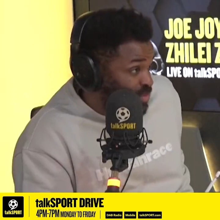 🤯 “You saying Beckham is better than Salah is the most ridiculous thing I’ve ever heard.” ❌ “Beckham can’t lace Salah’s boots…” Darren Bent couldn’t believe it when Andy Goldstein said David Beckham was a better player than Mo Salah 😳😂