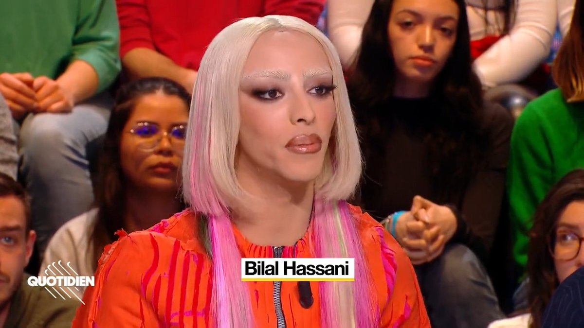 🔴 Bilal Hassani annonce déposer plusieurs plaintes, suite à un déferlement de menaces sur les réseaux sociaux, et notamment d'attentat, qui ont obligé le chanteur à annuler un concert prévu à Metz. #Quotidien