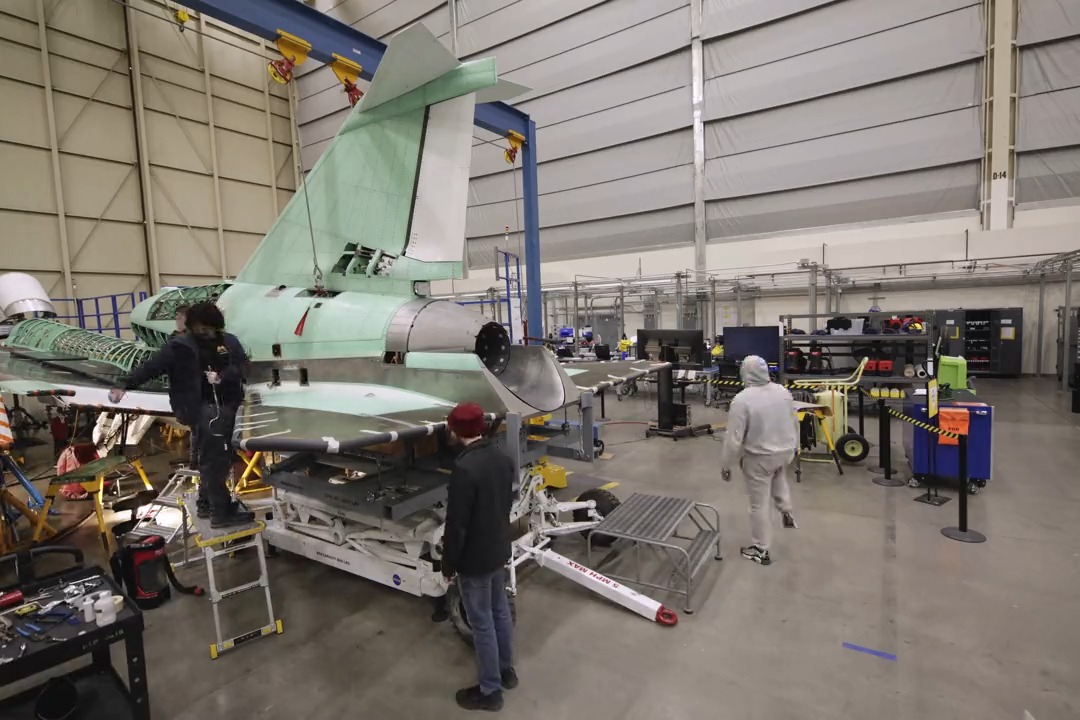 Tail installed ✅ Soon, @NASAAero’s X-59 will take to the skies to demonstrate a new quiet form of supersonic flight. This technology could bring a return to supersonic flight over land—cutting flight times in half. More on the Quesst mission: