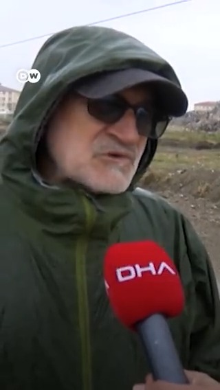 Hatay’daki Milleyha Kuş Cenneti, depremde yıkılan binaların molozları nedeniyle tehlike altında Kuş cennetinin 100 metre uzağına dökülen molozlardan çıkan asbestli tozlar; kuşların, deniz canlılarının ve insanların sağlığını tehdit ediyor