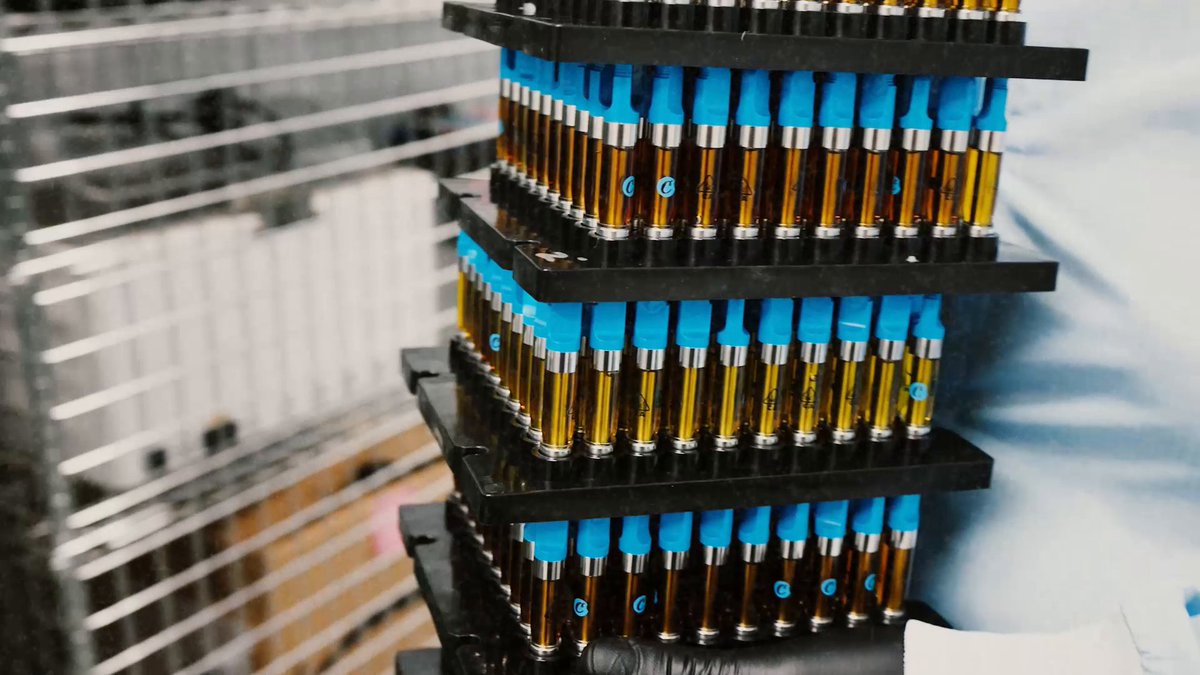 { 1g 510 Canna Terp Carts } with flavoring only from cannabis derived terpenes ( 🚫artificial flavors ) are about to roll out in California 💨💨💨 Check menus starting tomorrow on