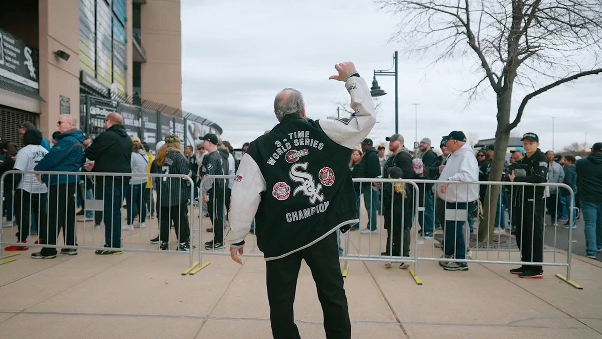 Our favorite place to be is Guaranteed Rate Field with YOU, Sox fans! See you back home tomorrow. ❤️