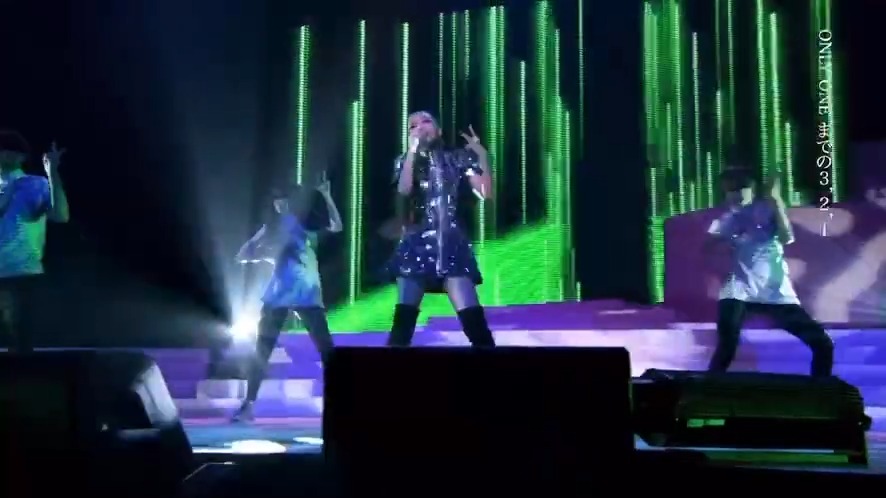 🪩⚡️🕺⚡️🕺⚡️🕺⚡️🕺🪩 ONLY ONE Live on "Kanayan Tour 2011～Summer～ 🪩⚡️🕺⚡️🕺⚡️🕺⚡️🕺🪩 本日はこの曲！🤩 フライデーナイトにLET'S DANCE🕺 #西野カナ #DANCE🕺 スタッフ