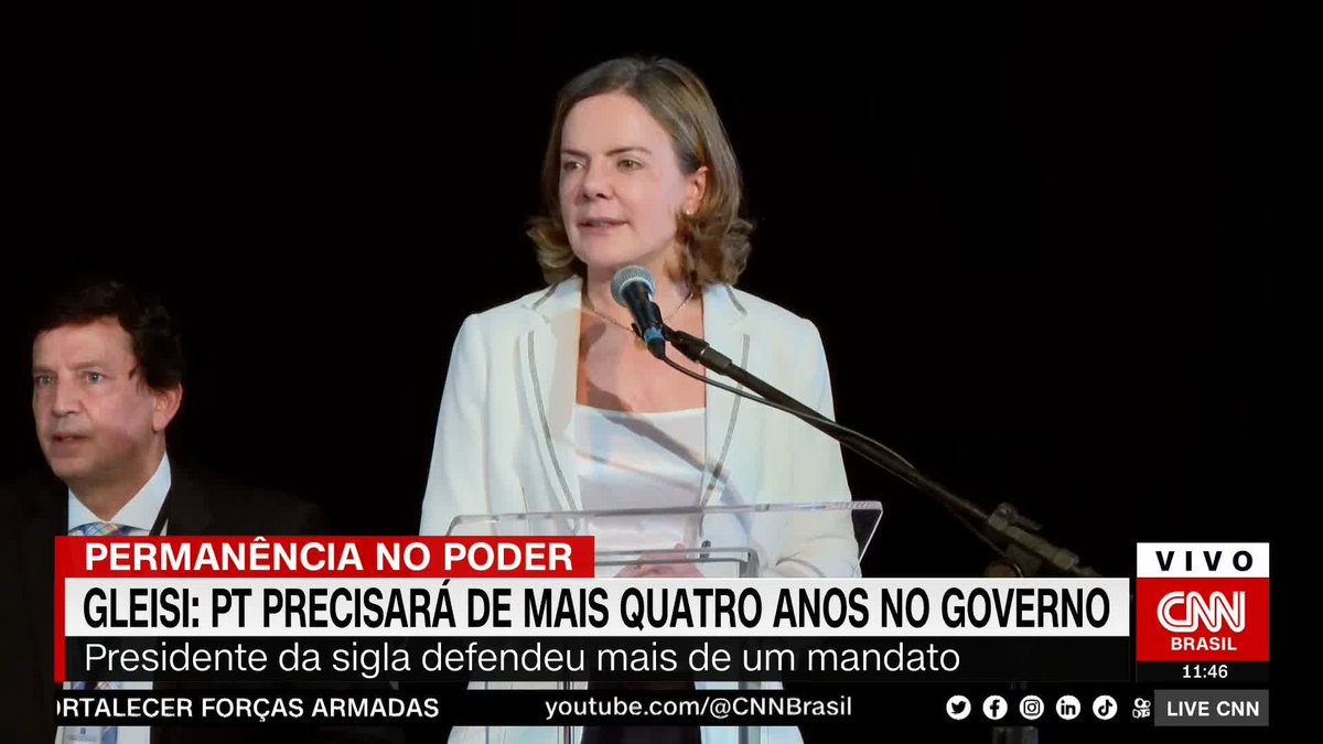 A presidente do PT, Gleisi Hoffmann, afirmou que o partido precisa de mais tempo no governo. Durante um evento do PT, ela avaliou que não se faz uma mudança no país em apenas quatro anos #LiveCNNBrasil