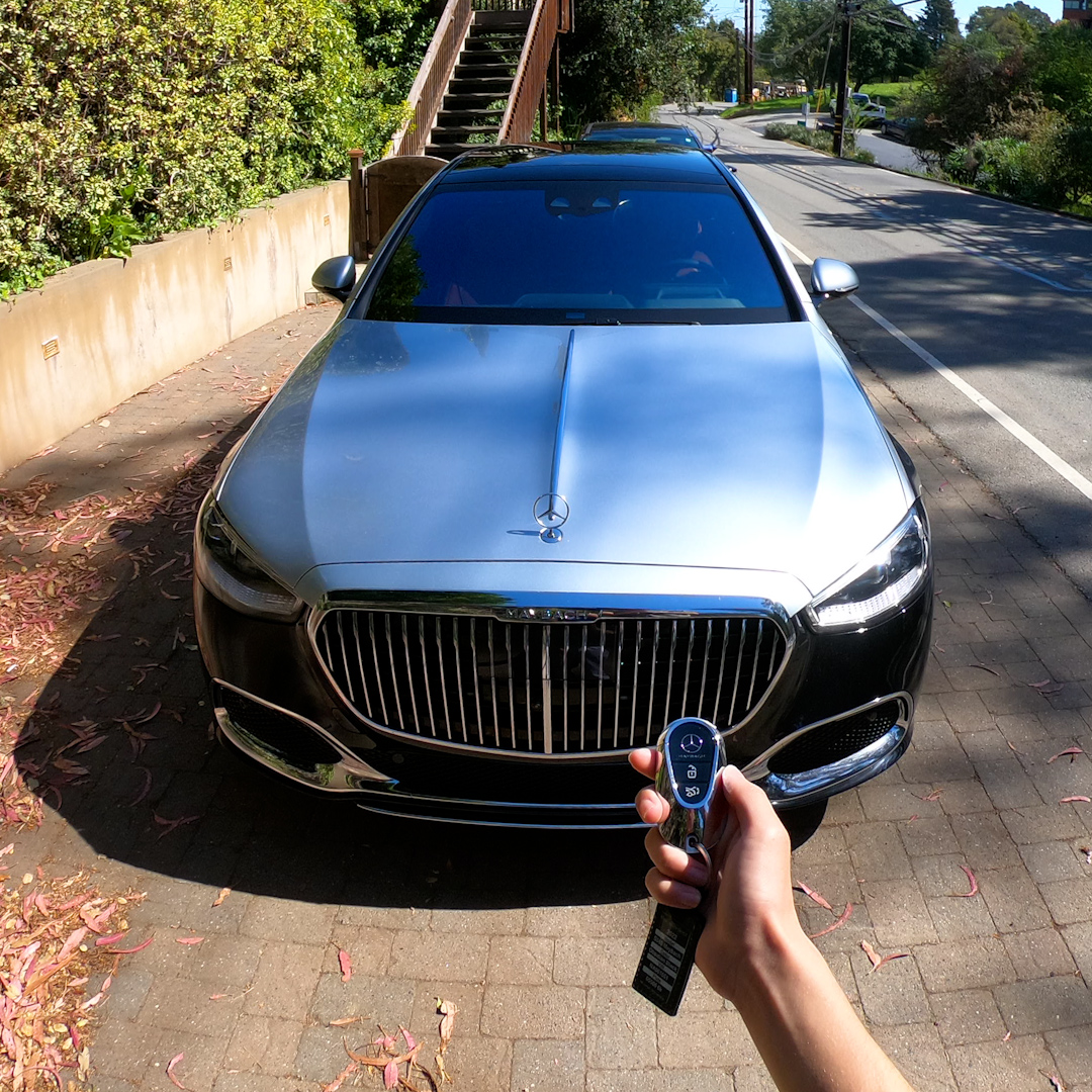 We explored how it sounds and feels to both drive and be driven in the Mercedes-Maybach S-Class