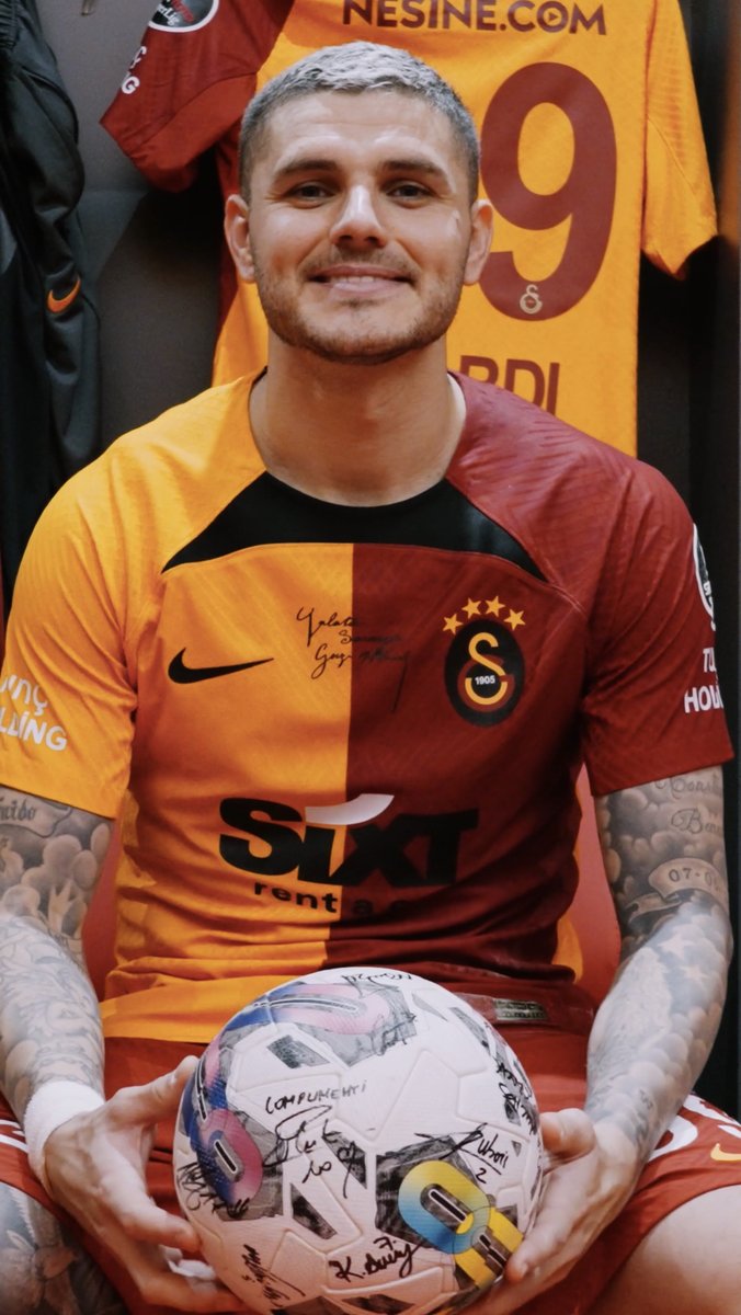 Günün yıldızı hattrick yaptı, maç topunu aldı! ⚽️ 💫 @mauroicardi