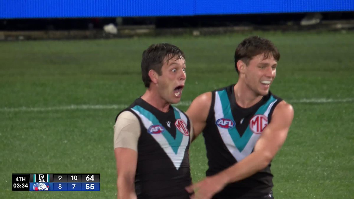 Butters intercepts and he may have sealed it for the Power! #GatherRound #AFLPowerDogs