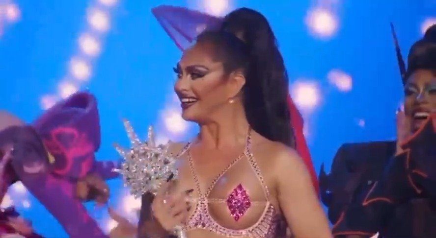 You heard Sasha Colby — trans people aren't going ANYWHERE. 🏳️⚧️ Congrats to the newest winner of RuPaul's Drag Race, long may she reign! 👑