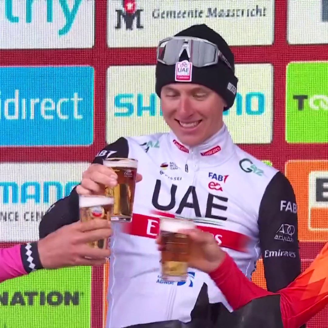 Even when it comes to beer, Tadej Pogacar leaves them all standing 😂🍺 Tadej Pogačar | #AGR2023