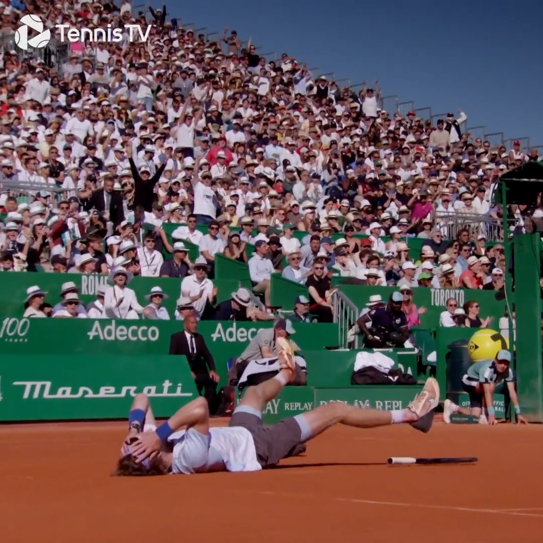 Someone put the Titanic soundtrack to this because we're not allowed to 🙂 #RolexMonteCarloMasters Andrey Rublev