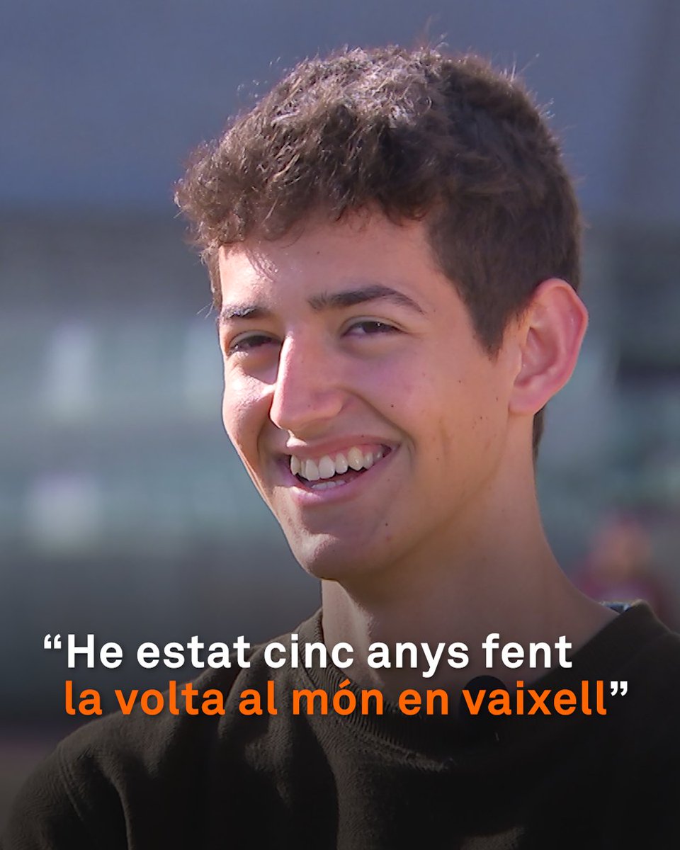 “Abans veia l'horitzó tot el dia i ara estic entre edificis.” El Gerard ha estat 5 anys en un veler voltant pel món amb els seus pares. Va sortir de Badalona als 13 anys i ara ha tornat per anar a la universitat. Se sent afortunat de conèixer tots dos mons