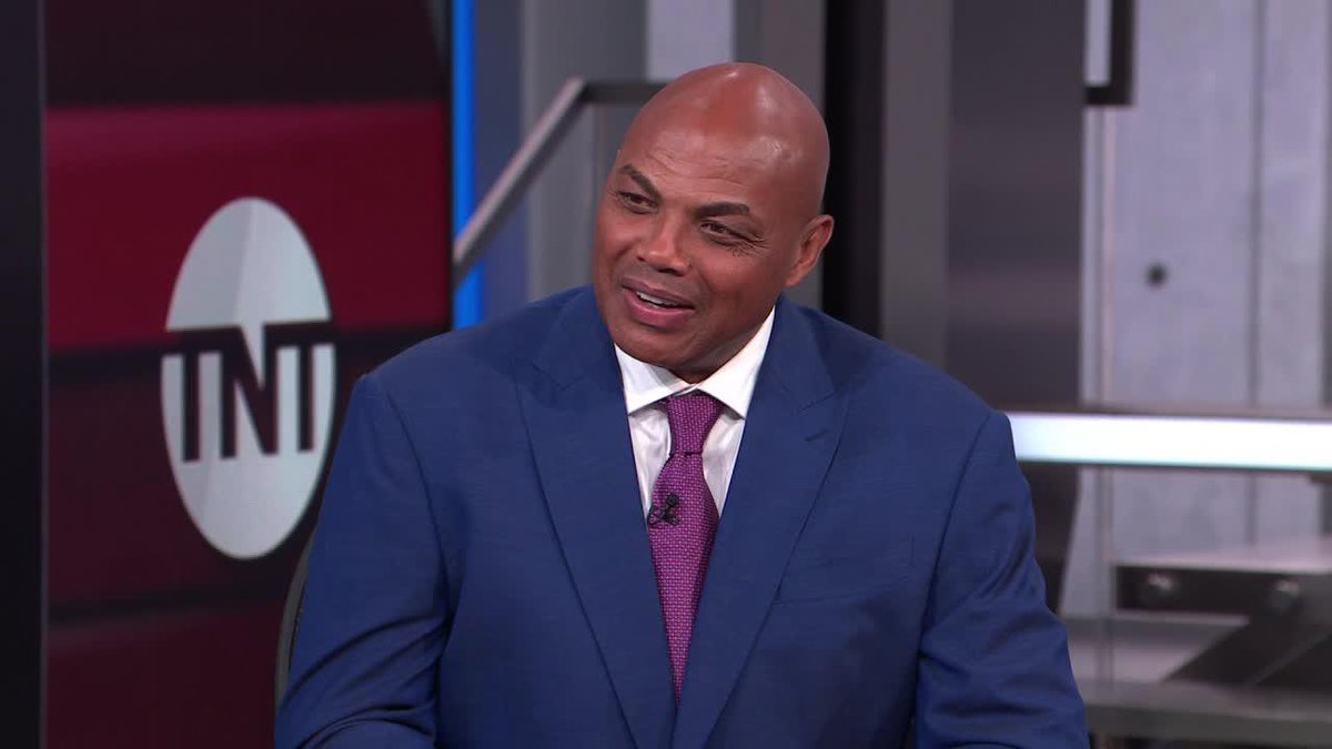 “Why don’t you lay on the floor and I’ll see if I can stomp on you?” 🤣💀 SHAQ & Chuck on Draymond's ejection