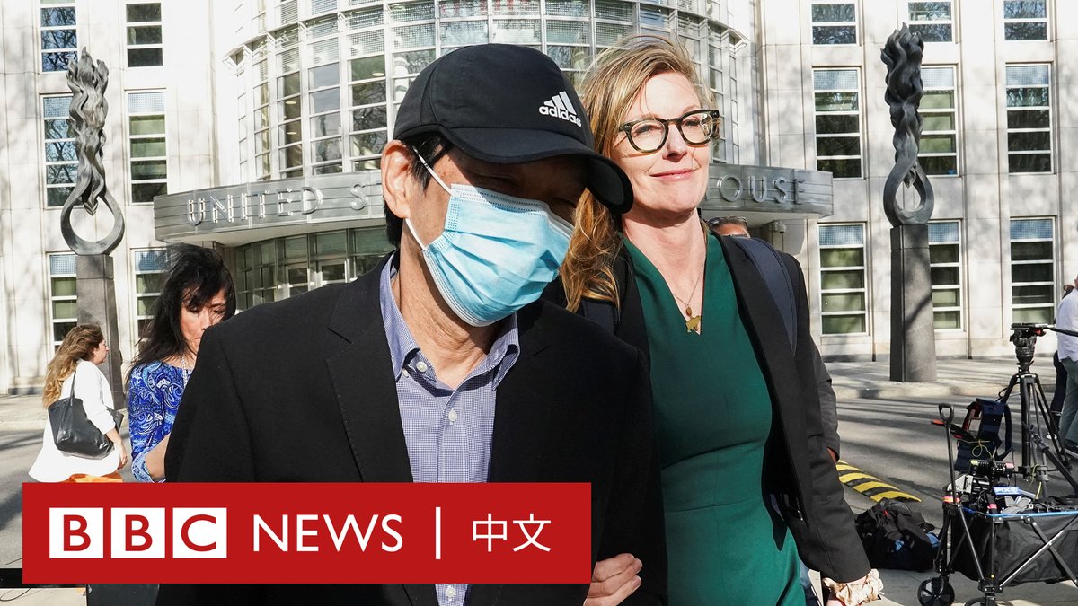 美国执法人员周一(4月17日)宣布逮捕两名美籍华人,他们涉嫌在曼哈顿唐人街营运中国“秘密警察站”,协助中国政府打压在美异议人士。 美司法部还宣布起诉30多名中国公安部警务人员,指控他们使用虚假社群媒体帐号,锁定及骚扰在美异议人士。