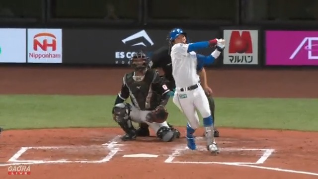 ＼ プロ初ヒットはHR🔥🔥🔥 ／ #奈良間大己 選手が完璧な一発🌈 プロ初ヒットプロ初ホームラン㊗ 📺#GAORA プロ野球中継 🆚千葉ロッテマリーンズ で生放送中⚡️ #lovefighters #新時代