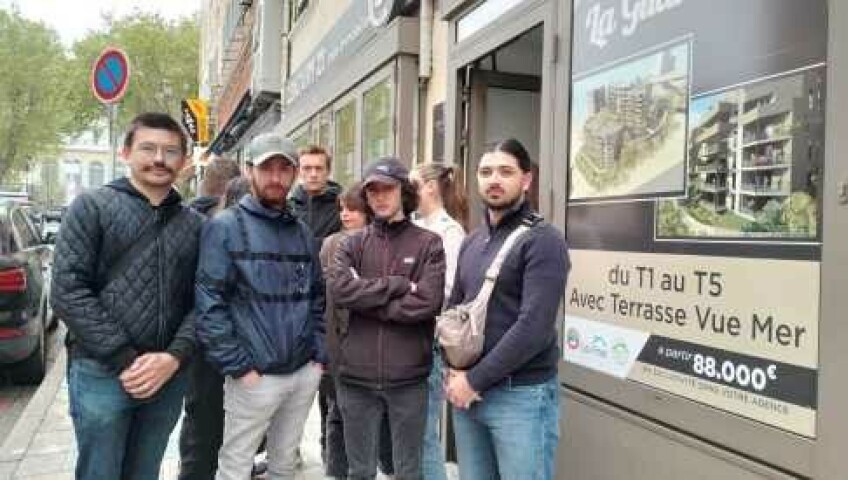 Deux agences immobilières bastiaises sont actuellement occupées par le collectif Ghjuventù Corsa pour lutter contre la spéculation immobilière ➡️