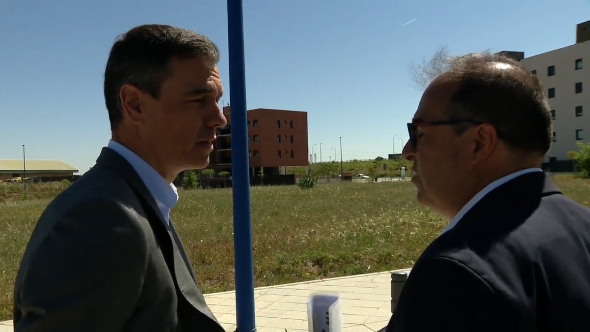 He estado con un grupo de jóvenes en Leganés, donde se está haciendo una importante apuesta por la vivienda pública. Trabajamos para que en España un 20% de la vivienda sea pública. Para que el acceso a la vivienda no sea un problema, sino un derecho como dice la Constitución.