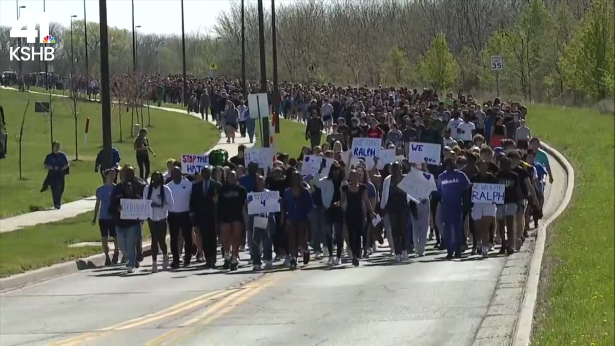 An estimated 1500 students from Staley High School in Kansas City, Missouri took part in a march today for their schoolmate, Ralph Yarl, the 16-year-old who was shot after ringing the doorbell at the home of 84-year-old Andrew Lester. 🎥 KSHB 41 News