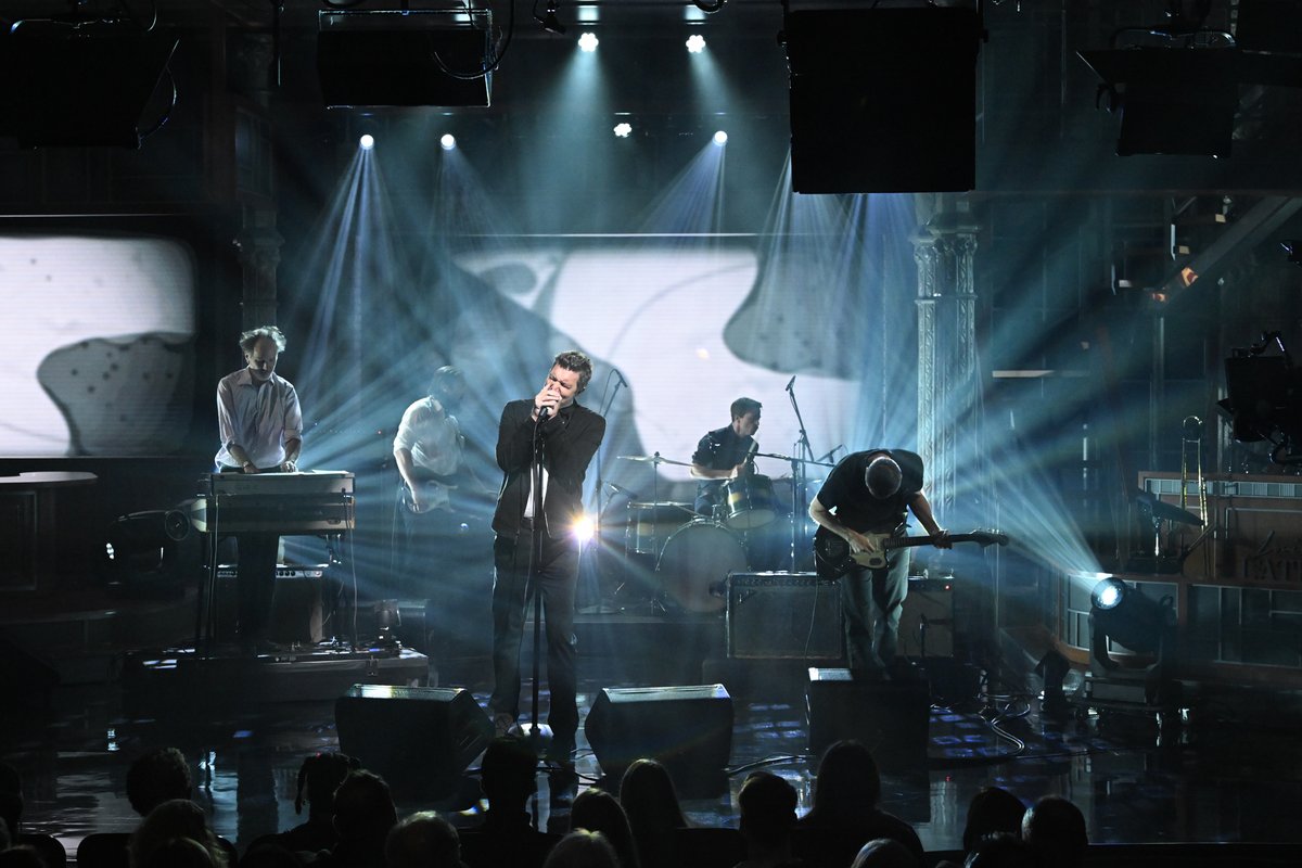 Jamming live together for the first time in 10 years, The Walkmen reunite on #Colbert to perform their 2004 hit, "The Rat." 🐀 🎵