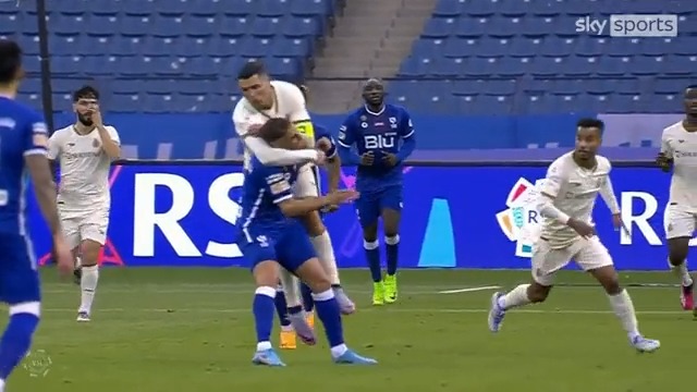 Cristiano Ronaldo was only given a YELLOW card after he wrestled Al Hilal's Gustavo Cuéllar to the floor 🤯