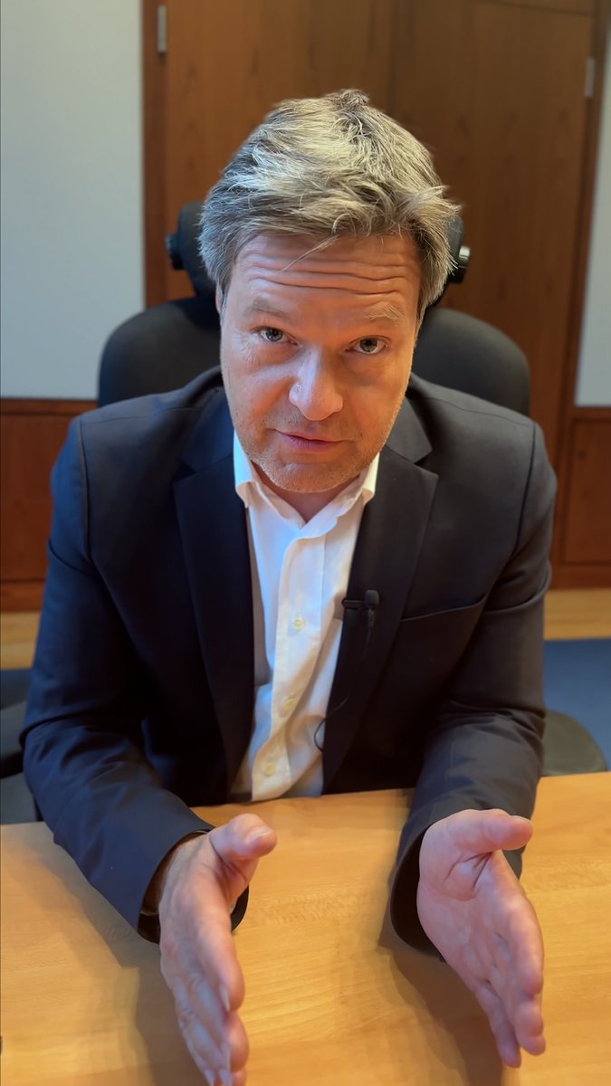 Bundesminister #Habeck äußert sich zum heute im Kabinett beschlossenen Gesetzesentwurf für das neue Gebäudeenergiegesetz #GEG #Wärmewende 👉 Die wichtigsten FAQs:
