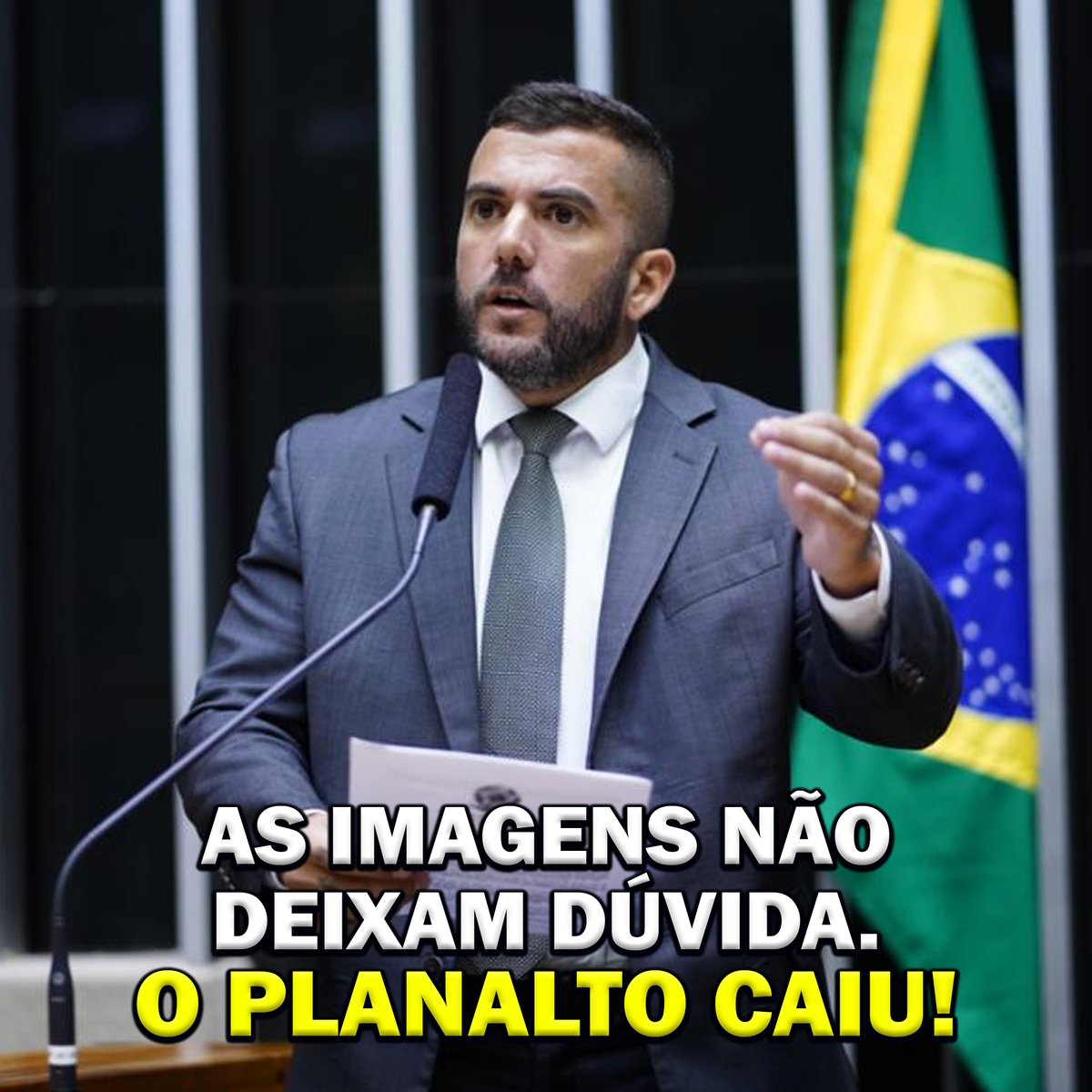 O Planalto caiu! Os invasores foram auxiliados pelo ministro de lula, que o manteve no cargo mesmo sabendo da ação criminosa. Impeachment já!