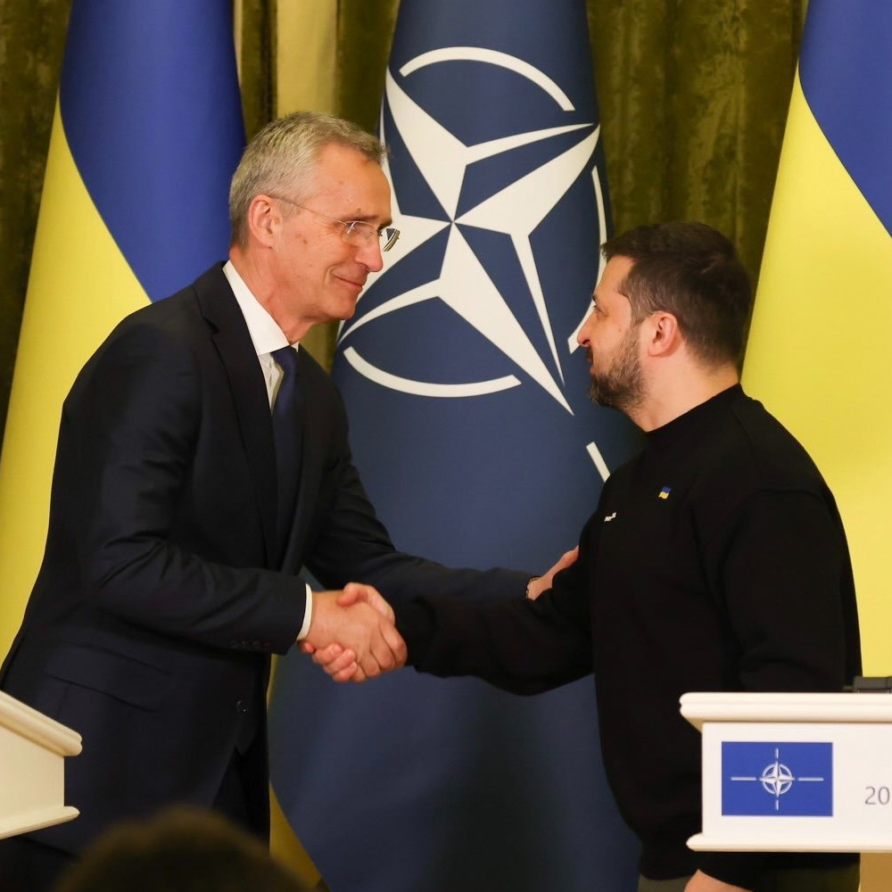 ❝Ukraine’s rightful place is in the Euro-Atlantic family. Ukraine’s rightful place is in NATO. Over time, our support will help you make this possible.❞ Jens Stoltenberg | #StandWithUkraine🇺🇦