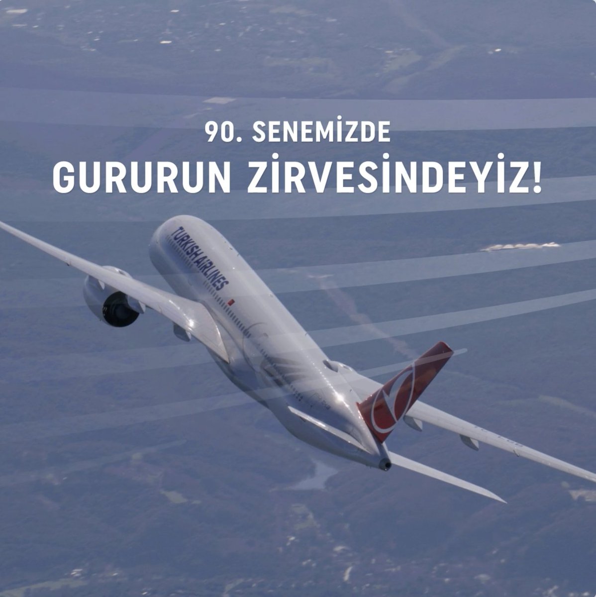 ✈️ Rekorlarla büyüyoruz! Havacılık tarihinde büyük başarılara imza atarak sektörümüzde 90 yılı geride bıraktık. Şimdi gelir seviyemizi en üst seviyeye çıkaracak yeni hedeflerimizle zirveye doğru uçuyoruz. 2023 ✈️ 19 Milyar Dolar 2033 ✈️ 52,2 Milyar Dolar #ButiktenZirveye