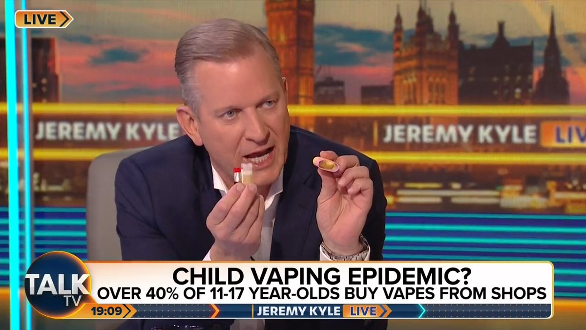 "There is no filter. These kids are sucking on a battery and nicotine fluid!" Jeremy Kyle confronts the Director General of the Vaping Association, John Dunne on just how safe vaping is. Jeremy Kyle | #JKLive