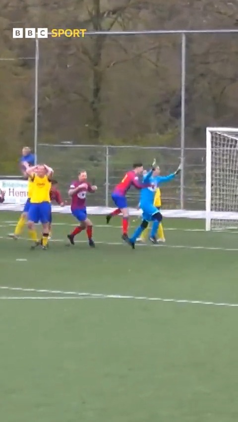 Keeper! What a last-minute equaliser! This is definitely giving Friday feels 🥳🎊 #BBCFootball