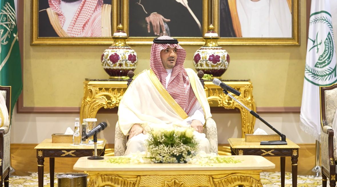 📹 الأمير عبدالعزيز بن سعود ينقل تهنئة القيادة لمنسوبي وزارة الداخلية بمناسبة نجاح الخطط الأمنية والتنظيمية لموسم العمرة لهذا العام، وحلول عيد الفطر المبارك.
