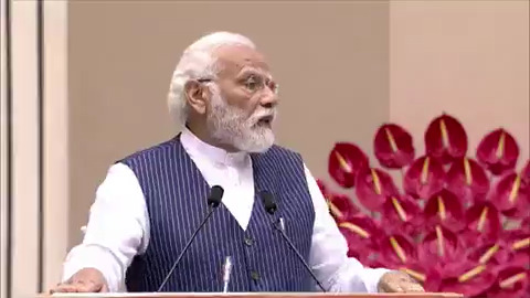 ‘विकसित भारत’ के लिए आवश्यक है कि हमारा सिस्टम देशवासियों के लिए हर प्रकार से मददगार बना रहे और उनकी आकांक्षाओं को पूरा करता रहे।