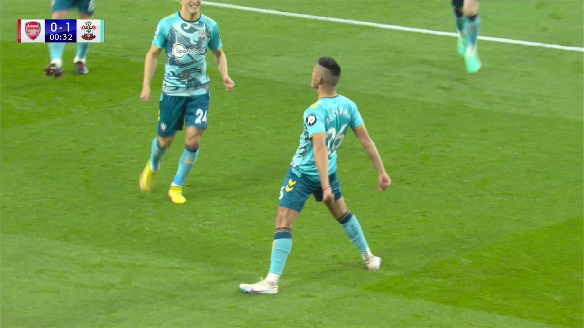 OH MY WORD 🤯 Barely 30 seconds in and Carlos Alcaraz puts Southampton ahead after a shocker from Aaron Ramsdale!