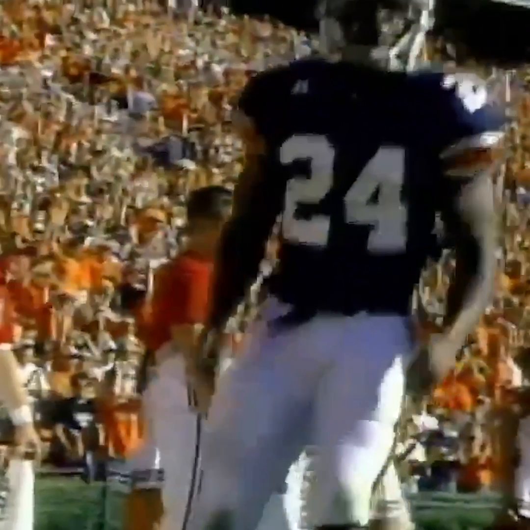 Cadillac Williams: electric ⚡️ Cadillac Williams | Auburn Football